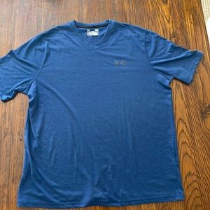 Under Armour Loose fit heatgear v-neck t-shirt